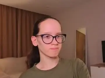 Chaturbate Watch Live Sex Cams of lynettebails