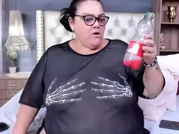 Chaturbate Best live sex cam show of mommy_cute