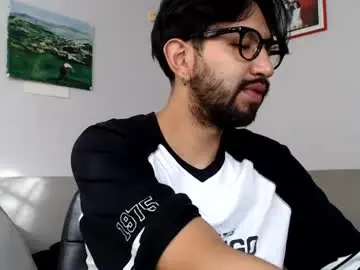 Chaturbate Private Sex Chat of adrian_falcon
