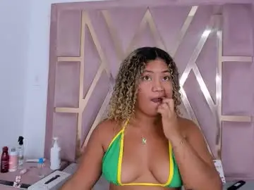 Chaturbate Sex Chat of ambarglowasm
