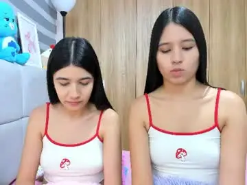 Chaturbate Free Porn Cam of roseandmiah