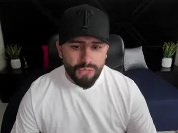 Chaturbate Free Porn Cam of jhon_bear02