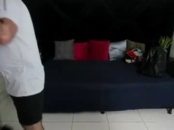 Chaturbate Live Sex Cam of jhon_bear02