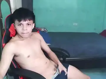 Chaturbate Sex Cam of kiel_asianboy