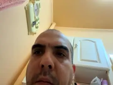 Chaturbate Live Sex of bxbomber2012