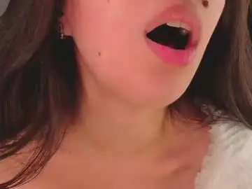 Chaturbate Watch Live Sex Cams of leeannepizzini