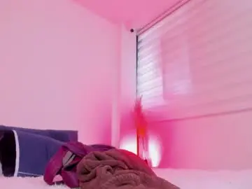 Chaturbate Live Sex Cam of fernanda_liie_