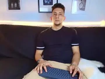 Chaturbate Sex Chat of maykol_victoria