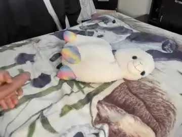 Chaturbate Live Sex Cam of 6_bunny_9