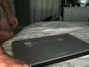 Chaturbate Live Porn of bigggbulge