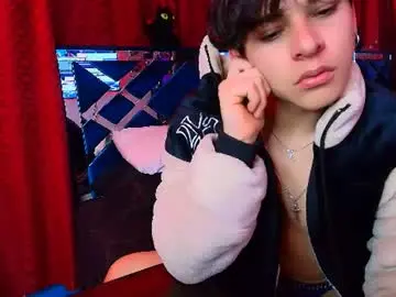 Chaturbate Best live sex cam show of luke_howland