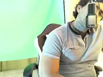 Chaturbate Private Sex Chat of aronmiller404