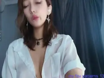 Chaturbate Live Sex Cam of jasmilee