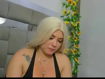 Chaturbate Live Porn of medusaowens