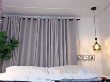 Chaturbate Free Live Porn of adesypersefonevg
