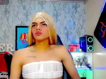 Chaturbate Sex Cam of karol_vanessa__