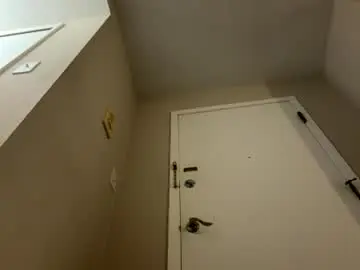 Chaturbate Free Porn Cam of turnmeout2nite