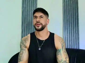Chaturbate Adult Webcam of petesevans_1