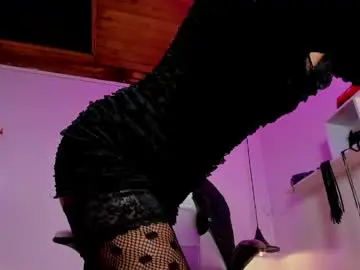 Chaturbate Best live sex cam show of trinityy__