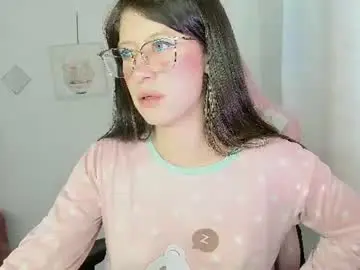 Chaturbate Live Sex Cam of zooeybelair