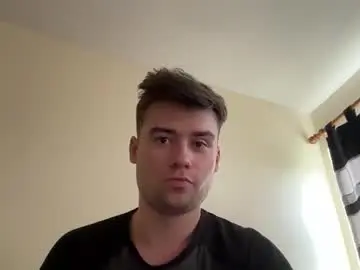 Chaturbate Live Sex Cam of bozolunisz