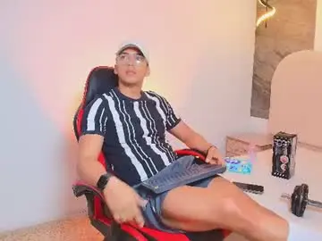 Chaturbate Sex Cam of tony_foxx1