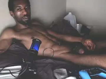 Chaturbate Best live sex cam show of derekthetruth2