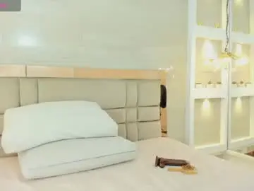 Chaturbate Live Sex Cam of laurent_moore
