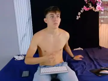 Chaturbate Best live sex cam show of danteandviolete_cr