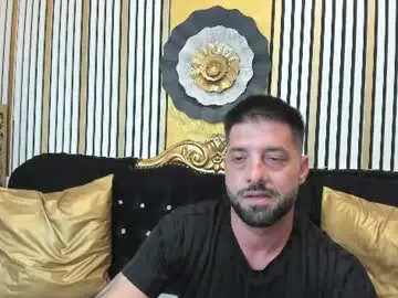 Chaturbate Live Sex Cam of tommydum