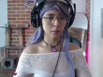 Chaturbate Live Sex Cam of gaia_333