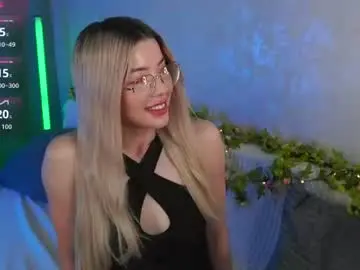 Chaturbate Live Sex Cam of lindathackerr