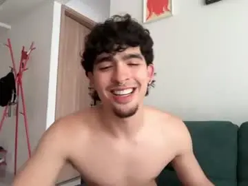 Chaturbate Sex Cam of zenn_rush