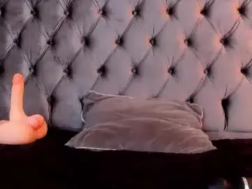 Chaturbate Nude Webcam of anya_belth