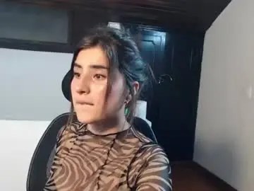 Chaturbate Live Sex Cam of lia_soft