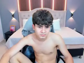 Chaturbate Live Porn of tommy18__
