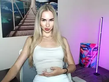 Chaturbate Sex Cam of erikagavin