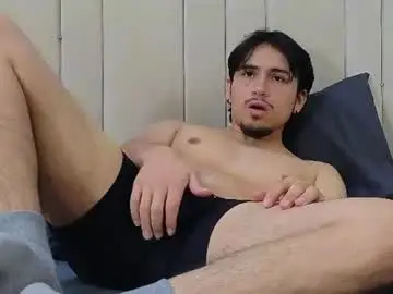 Chaturbate Adult Webcams of latinshort