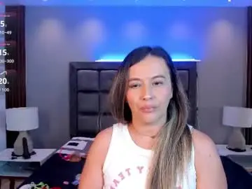 Chaturbate Adult Webcams of susann_ross