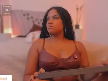 Chaturbate Sex Cam of camilafoox7