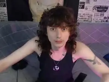 Chaturbate Live Sex Cam of g1vememoney