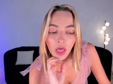 Chaturbate Nude Webcam of melissamoore_