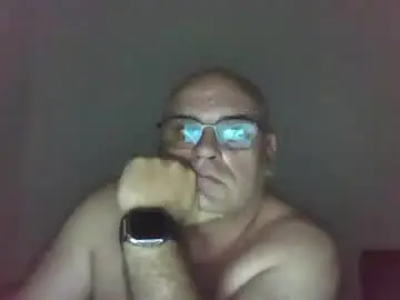 Chaturbate Live Sex Cam of _reyi