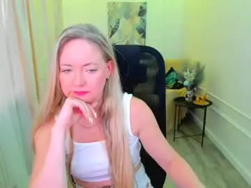 Chaturbate Best live sex cam show of charlottekerti