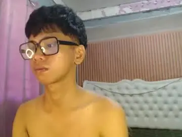 Chaturbate Best live sex cam show of nerdy_nate