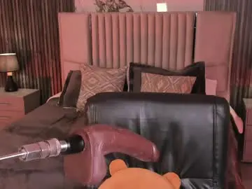 Chaturbate Free Live Porn of lillyortiz_