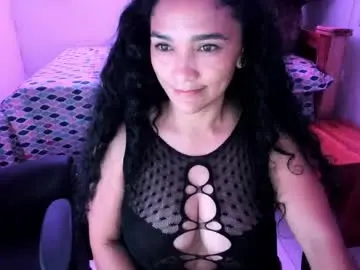 Chaturbate Free Porn Cam of rayza_mature_
