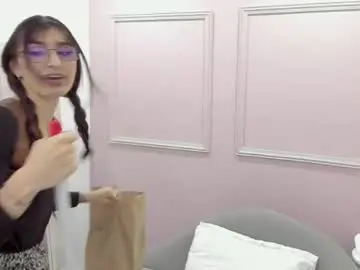Chaturbate Watch Live Sex Cams of annie_blair_