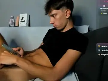 Chaturbate Adult Webcam of benny_powell