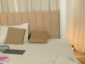 Chaturbate Live Porn of grace_clarc